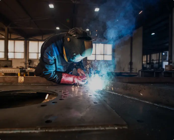 Гнутый профиль L-3000 мм маячковый